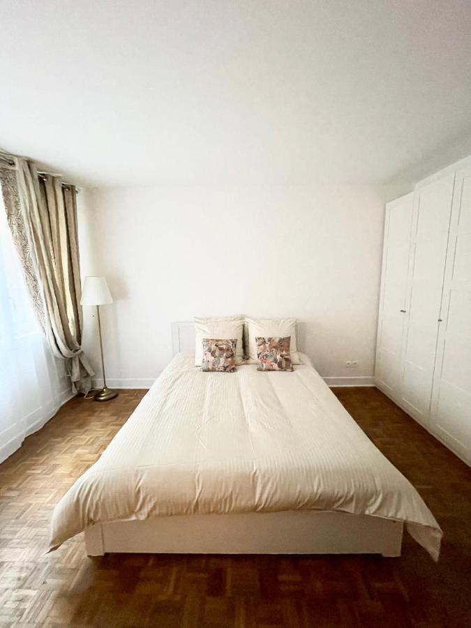 Tour Eiffel - Seine Appartement Parijs Buitenkant foto